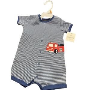 5/$25 NWT Carters Baby Boy Outfit Size 12 Months